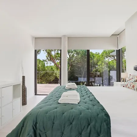 002 Stylish 5 Bed With Private Infinity Pool * Marbella