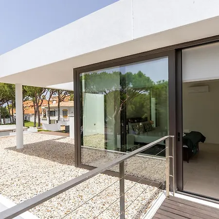 002 Stylish 5 Bed With Private Infinity Pool Marbella